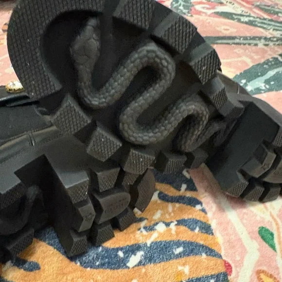 Gucci Black Leather Ankle Boots with Gold Crystal Strap - Picture 4 of 6